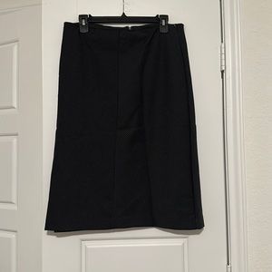 Jones New York Signature Gray and White Pinstriped Skirt - NWT